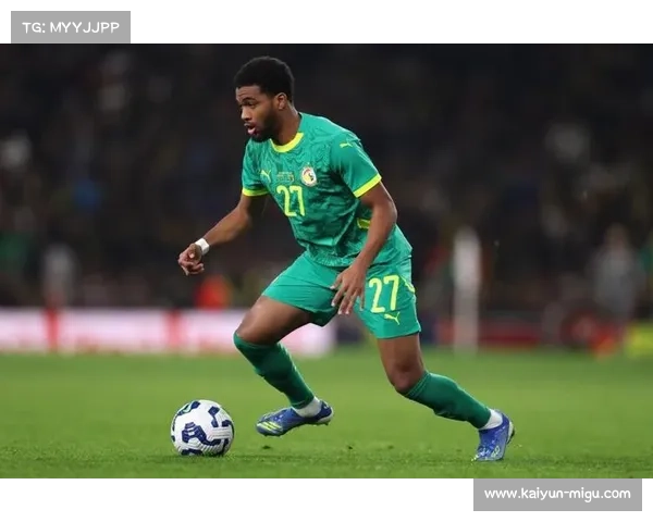 巴黎圣日耳曼成为非洲杯决赛赢家，姆巴耶阿什拉夫同场竞技